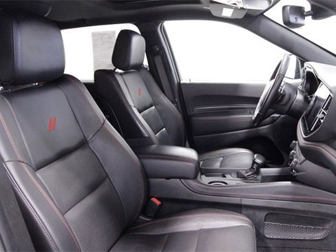 Used 2024 Dodge Durango GT image 13