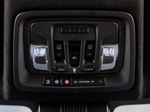 Used 2024 GMC Sierra 2500 Denali Ultimate image 28