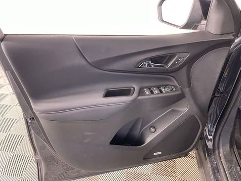 Used 2023 Chevrolet Equinox RS w/ RS Leather Package AWD/4WD image 11