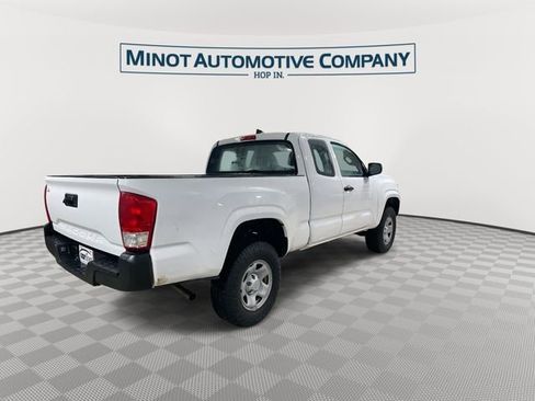 Used 2016 Toyota Tacoma SR AWD/4WD image 8