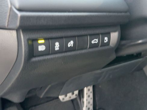 Used 2025 Toyota Camry XSE image 17