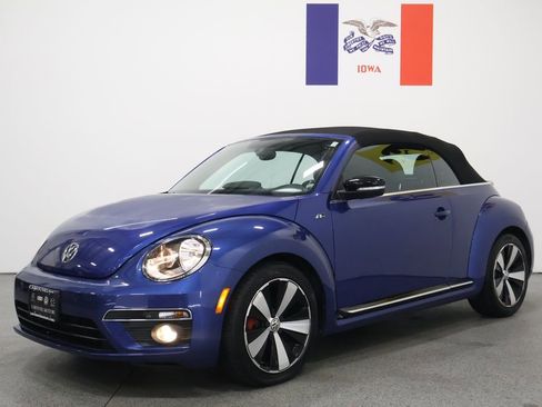 Used 2014 Volkswagen Beetle R-Line FWD image 8