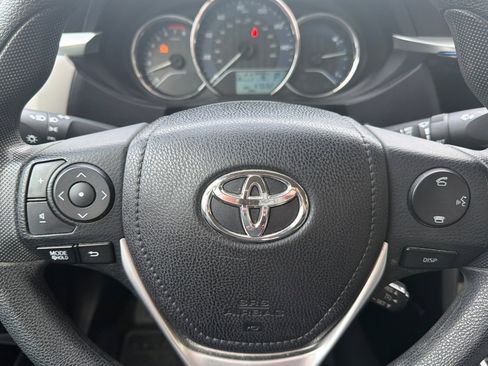 Used 2014 Toyota Corolla LE image 21