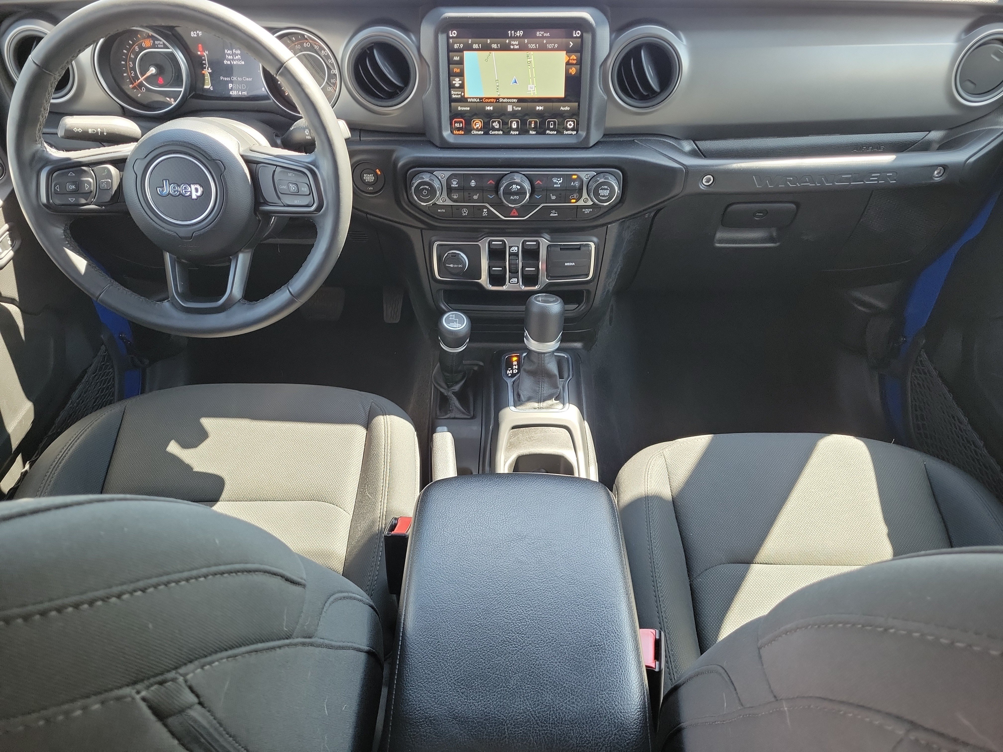 Used 2022 Jeep Wrangler Unlimited Sport AWD/4WD image 18