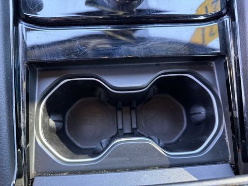 Used 2021 Jeep Grand Cherokee L Overland w/ Luxury Tech Group IV image 12