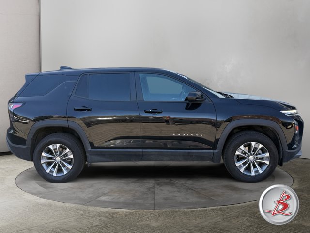 Used 2026 Chevrolet Equinox LT AWD/4WD image 8