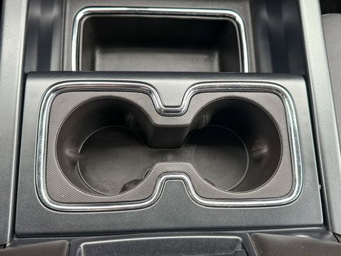 Certified 2018 Chevrolet Silverado 1500 LT w/ All Star Edition image 38