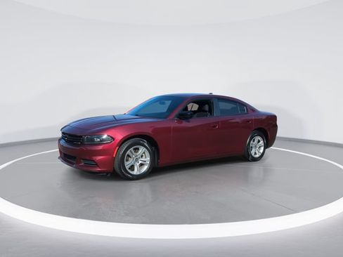Used 2023 Dodge Charger SXT RWD image 4