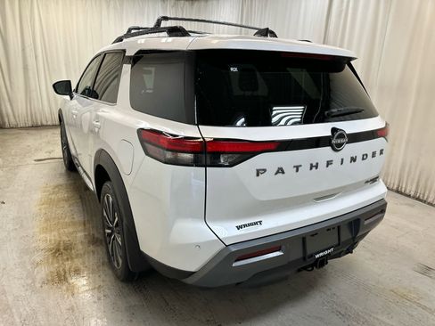 New 2026 Nissan Pathfinder Platinum AWD/4WD image 2