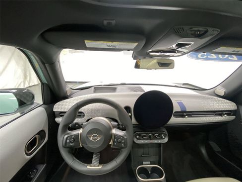Certified 2025 MINI Cooper S FWD image 30