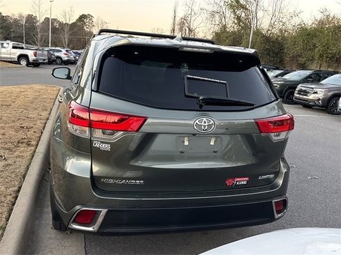 Used 2019 Toyota Highlander Limited image 4