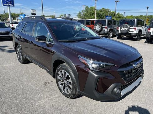 Certified 2024 Subaru Outback Limited AWD/4WD image 11