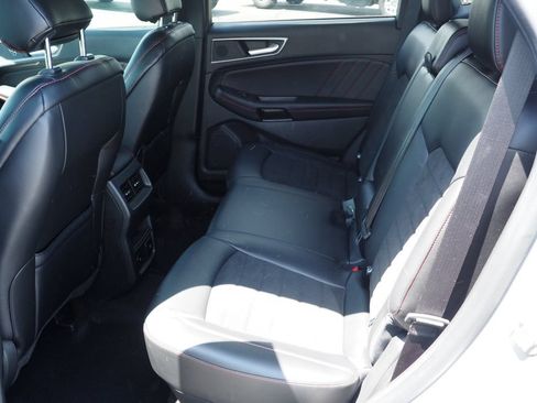 Used 2024 Ford Edge ST-Line AWD/4WD image 15