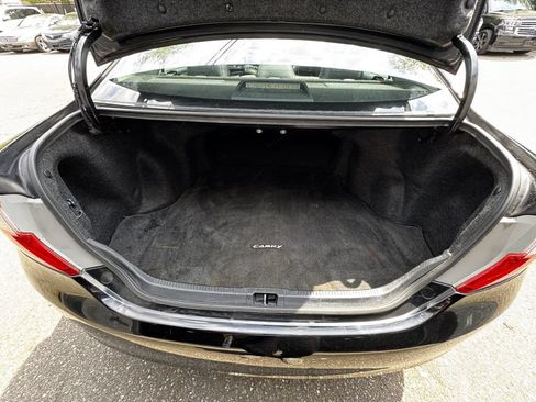 Used 2013 Toyota Camry SE FWD image 15