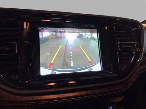 Used 2023 Dodge Durango GT image 21