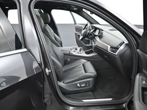 Used 2019 BMW X5 xDrive40i w/ Premium Package 2 image 42