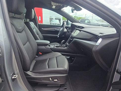Used 2024 Cadillac XT5 Luxury AWD/4WD image 24