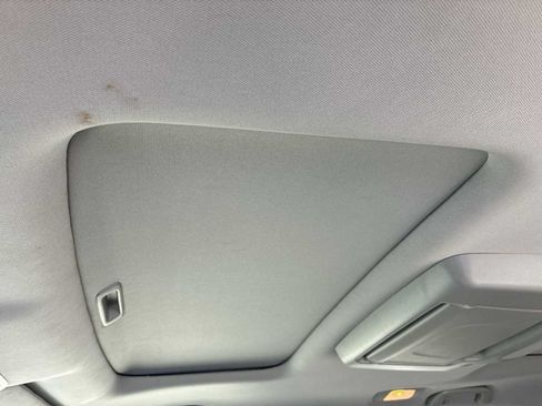 Used 2021 Honda Pilot Elite image 16