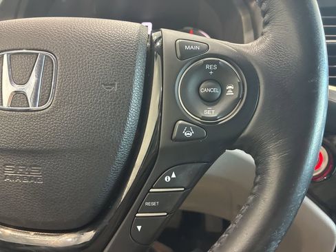 Used 2016 Honda Pilot Touring image 26