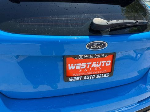 Used 2018 Ford Focus RS AWD/4WD image 29
