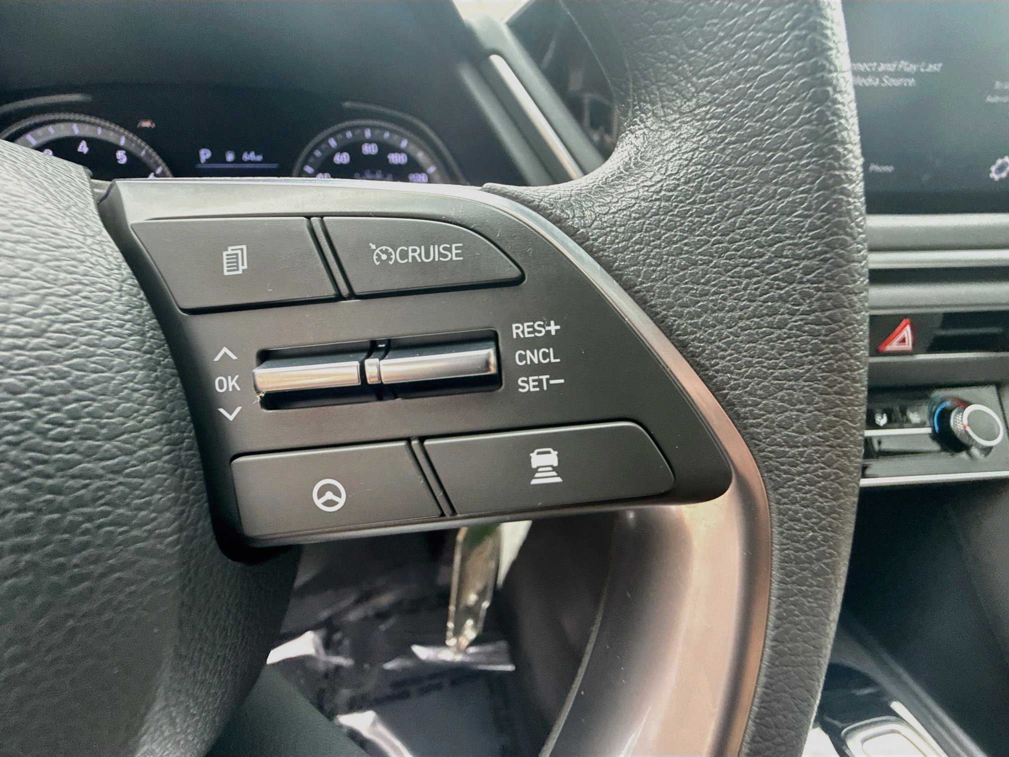 Used 2023 Hyundai Sonata SE FWD image 36