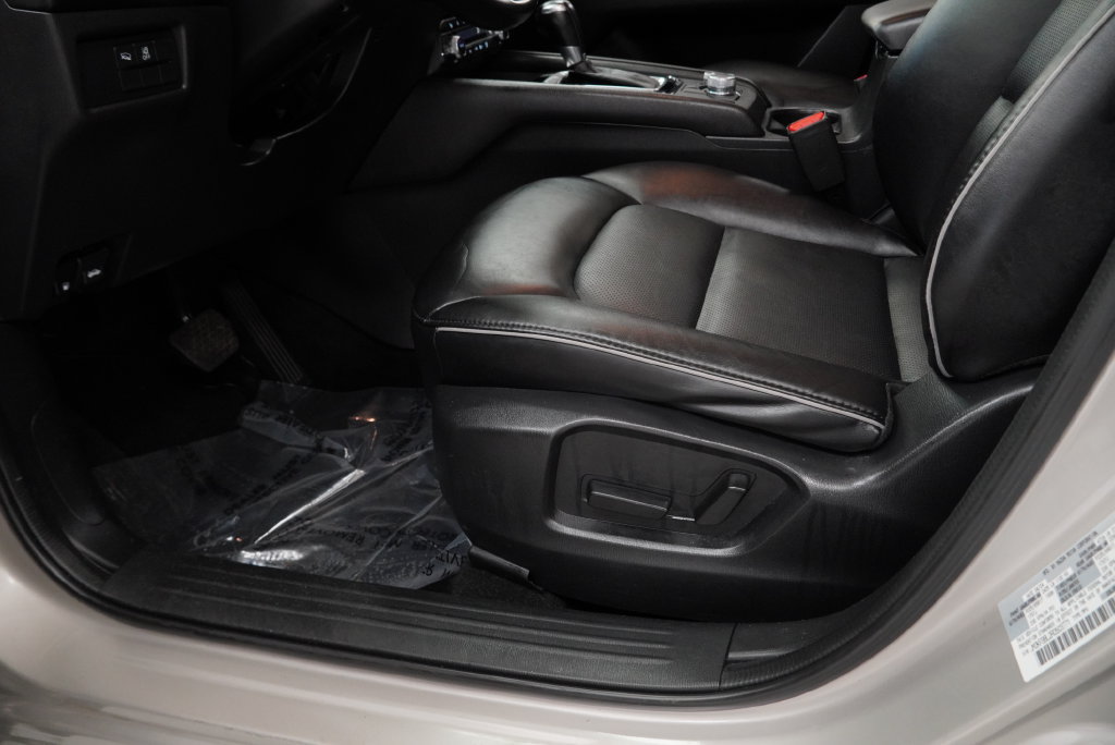 Used 2024 MAZDA CX-5 AWD 2.5 S w/ Select Package image 32