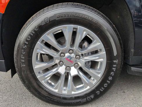 Used 2024 GMC Yukon XL Denali image 14