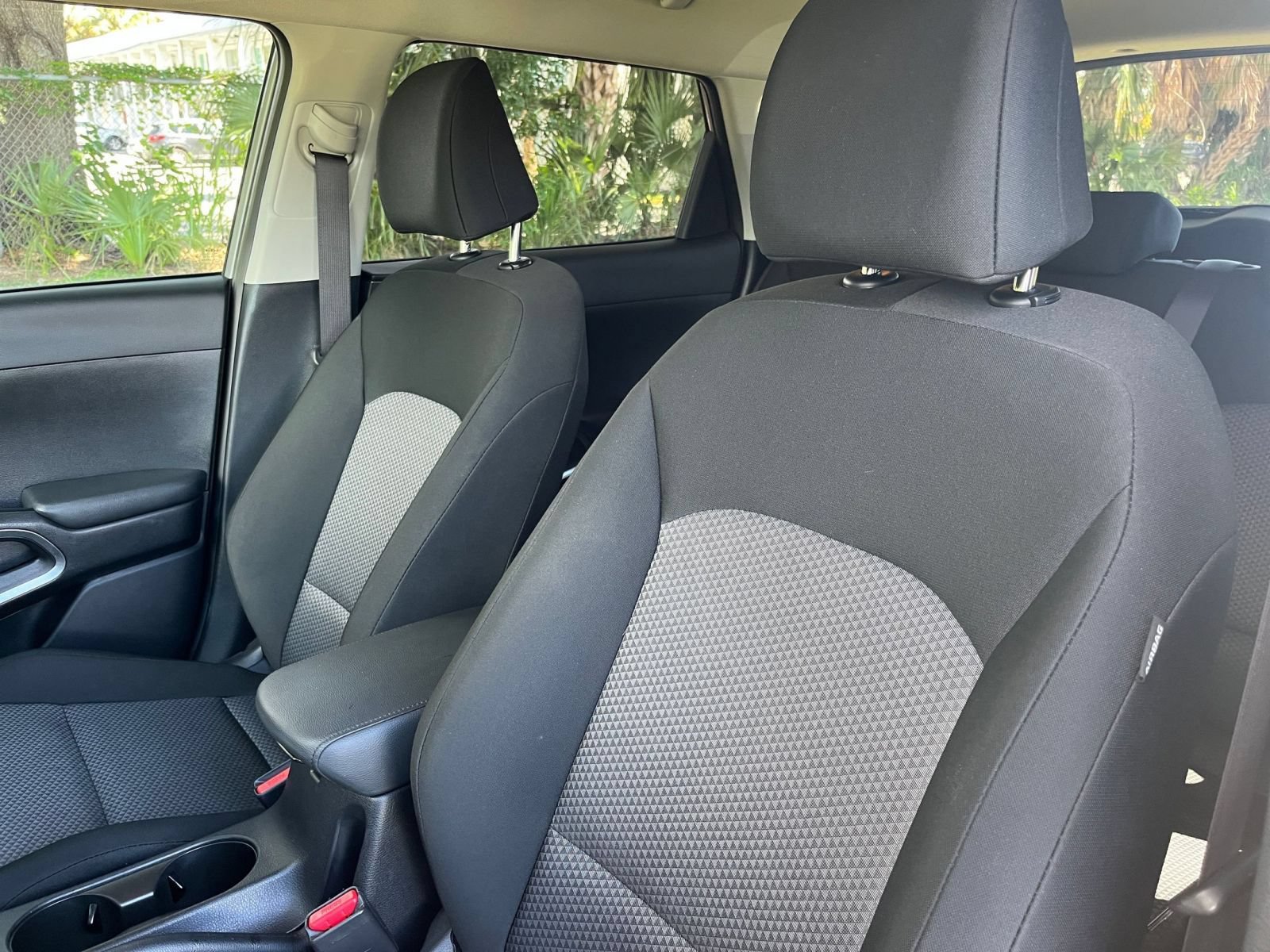 Used 2025 Kia Soul LX w/ LX Technology Package FWD image 33