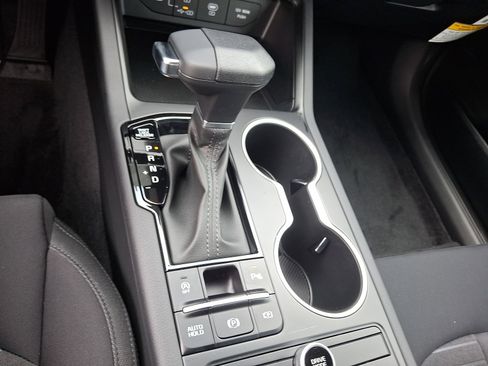 New 2026 Kia K5 LXS image 15