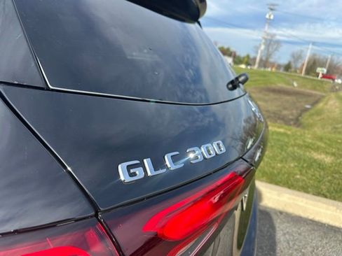 Used 2026 Mercedes-Benz GLC 300 4MATIC image 11