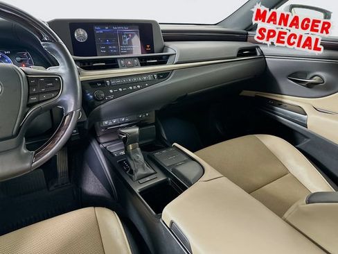 Used 2019 Lexus ES 350 w/ Premium Package FWD image 24