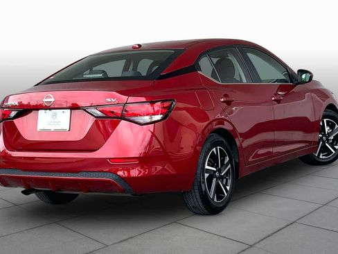 Used 2024 Nissan Sentra SV FWD image 13