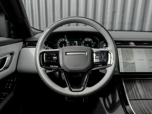 Used 2026 Land Rover Range Rover Velar Dynamic SE image 18