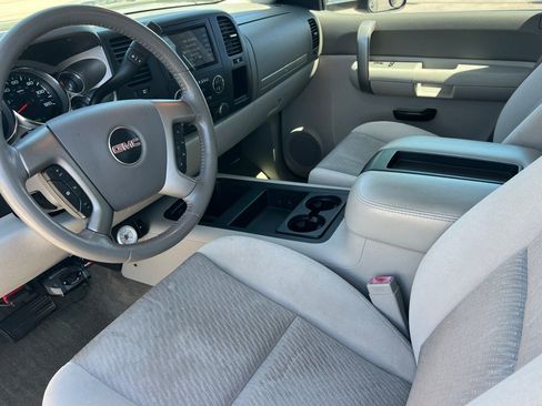 Used 2008 GMC Sierra 2500 SLE w/ SLE2 Preferred Package RWD image 10