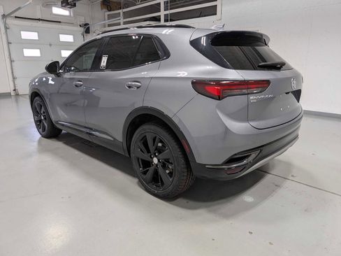 Used 2021 Buick Envision Essence w/ Technology Package I image 10