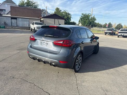 Used 2016 Kia Forte SX FWD image 5