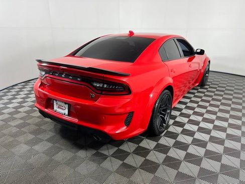 Used 2022 Dodge Charger Scat Pack RWD image 9