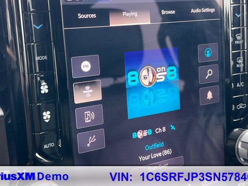 Used 2025 RAM 1500 Laramie image 24