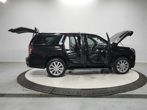 Used 2023 Chevrolet Tahoe Premier RWD image 16