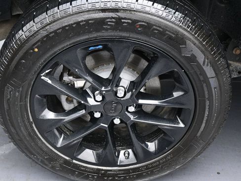 Used 2022 Jeep Wrangler Unlimited Sahara 4xe w/ Cold Weather Group image 38