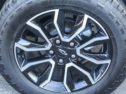 Used 2025 Chevrolet TrailBlazer ACTIV w/ Driver Confidence Package image 11