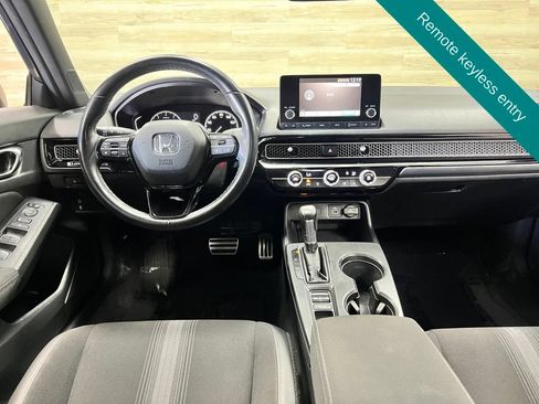 Used 2023 Honda Civic Sport image 2