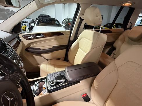 Used 2019 Mercedes-Benz GLS 450 4MATIC w/ Premium 1 Package image 14