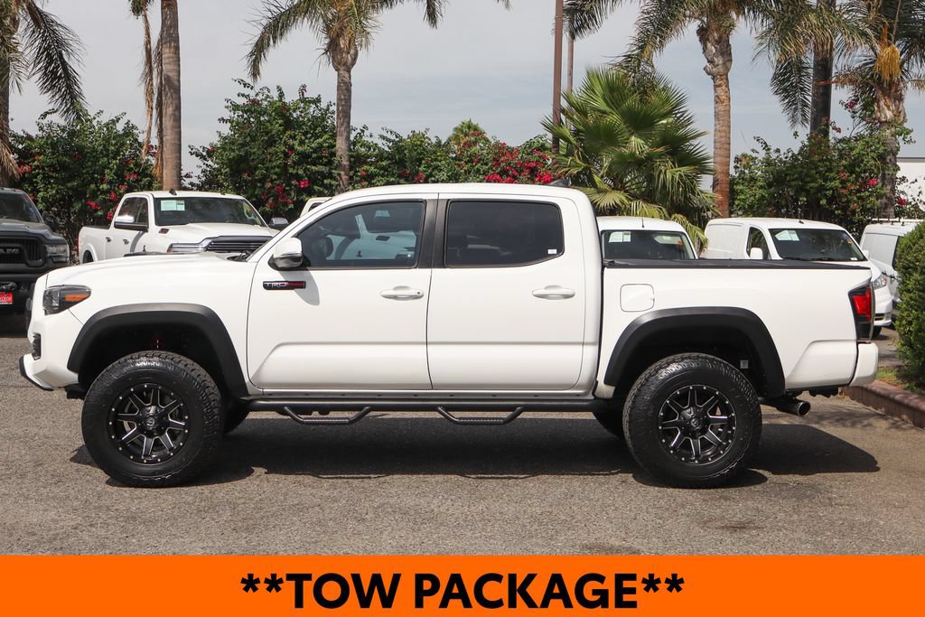 Used 2017 Toyota Tacoma TRD Pro AWD/4WD image 5