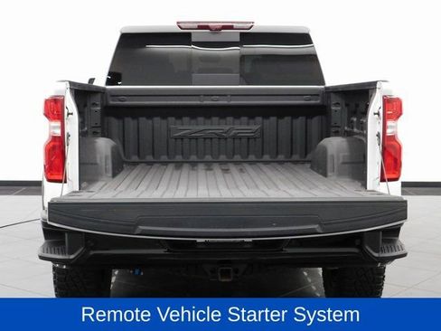 Used 2024 Chevrolet Silverado 1500 ZR2 w/ Technology Package image 23