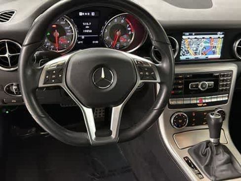 Used 2013 Mercedes-Benz SLK 350 image 26
