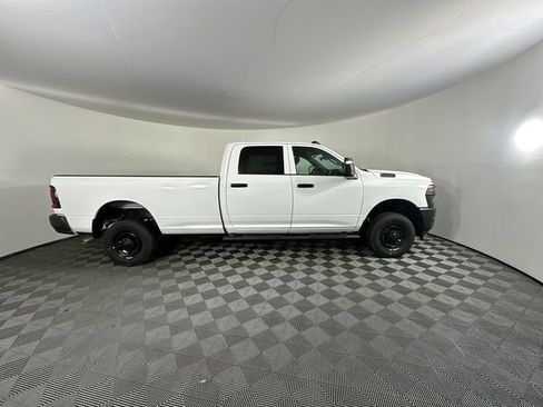 New 2026 RAM 2500 Tradesman AWD/4WD image 5