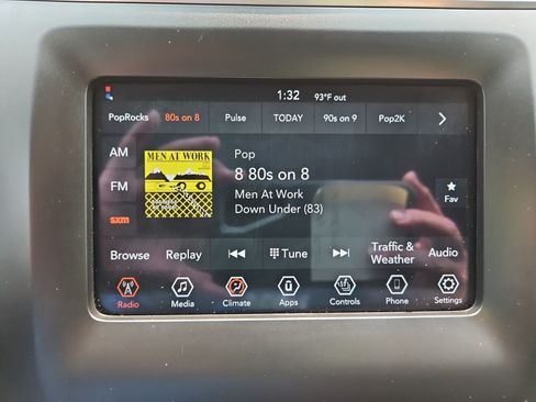 Used 2021 Jeep Cherokee Latitude Plus w/ Sun & Sound Group AWD/4WD image 29