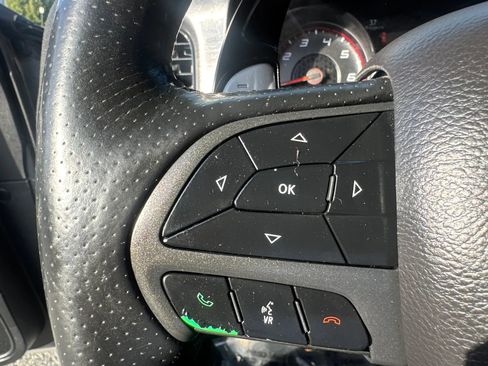 Used 2018 Dodge Charger R/T RWD image 16