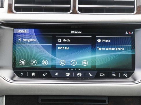 Used 2017 Land Rover Range Rover Long Wheelbase Autobiography image 14